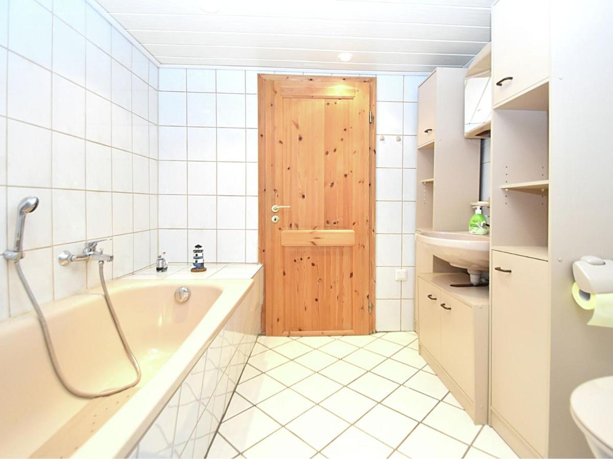 Small Apartment In Hesse With Terrace And Garden Frielendorf Esterno foto